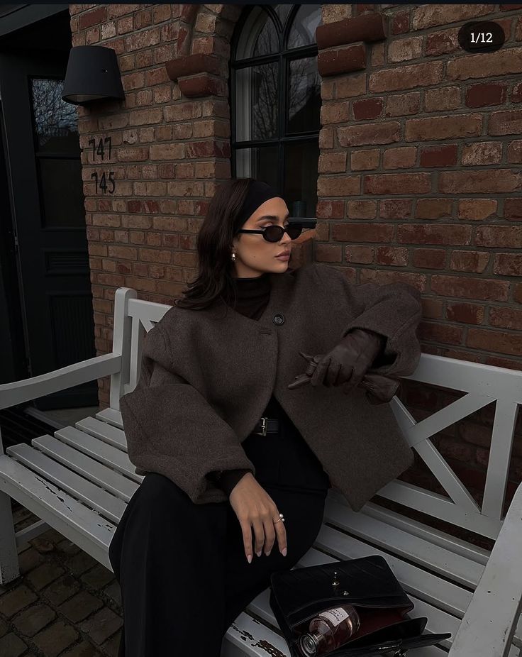 CAPE COAT